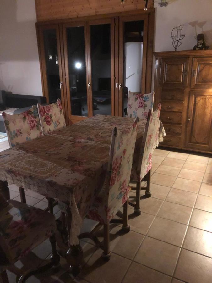 Gemuetliche Ferienwohnung Mit Garten ビアスカ エクステリア 写真