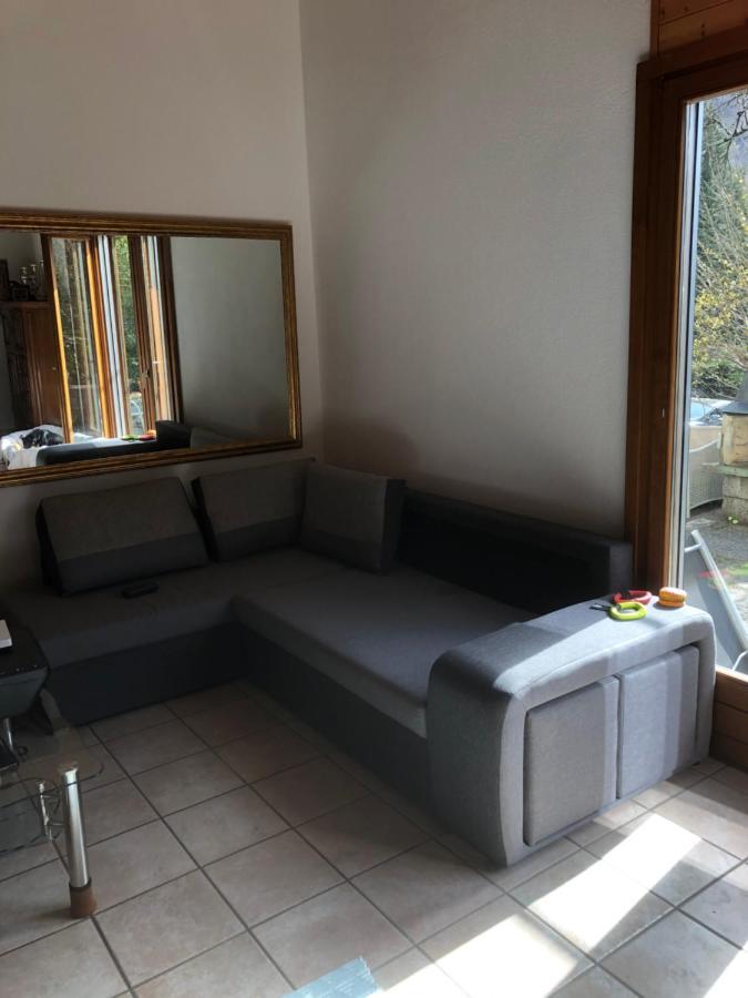 Gemuetliche Ferienwohnung Mit Garten ビアスカ エクステリア 写真